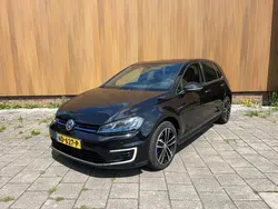Zwart, metallic lak Gebruikt 2016 VW Golf VII GTE Hatchback | € 14.950 (Goede deal)