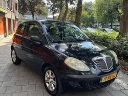 Zwart Gebruikt 2005 Lancia Ypsilon Hatchback | € 725 (Eerlijke prijs)