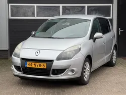 Grijs Gebruikt 2010 Renault Scénic III MPV | € 4.995 (Eerlijke prijs)