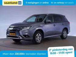 Grijs, metallic lak Gebruikt 2021 Mitsubishi Outlander P-HEV SUV | € 18.945 (Super prijs)