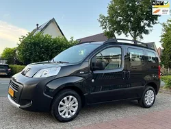Grijs, metallic lak Gebruikt 2011 Peugeot Bipper Outdoor MPV | € 6.999 (Eerlijke prijs)