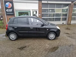 Zwart Gebruikt 2011 Kia Picanto 2 Hatchback | € 3.222 (Eerlijke prijs)