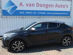 Zwart, metallic lak Gebruikt 2020 Toyota C-HR Executive SUV | € 19.995 (Goede deal)