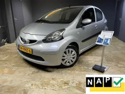 Grijs Gebruikt 2008 Toyota Aygo Hatchback | € 2.450 (Eerlijke prijs)
