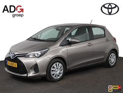 Bruin Gebruikt 2015 Toyota Yaris Hatchback | € 14.950 (Eerlijke prijs)