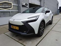Wit Nieuw 2025 Toyota C-HR SUV | € 35.950 (Goede deal)