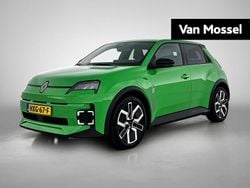 Groen Gebruikt 2025 Renault R5 Komfort Hatchback | € 31.440 (Goede deal)