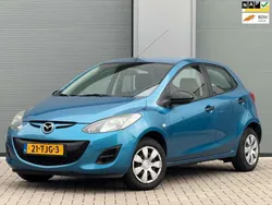 Blauw, metallic lak Gebruikt 2012 Mazda 2 Hatchback | € 2.999 (Eerlijke prijs)