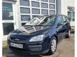 Blauw Gebruikt 2006 Ford Focus Stationwagen | € 1.495 (Eerlijke prijs)