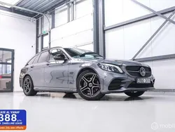 Grijs, metallic lak Gebruikt 2019 Mercedes C180 Business Stationwagen | € 23.990 (Goede deal)