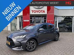 Grijs Gebruikt 2023 Toyota Yaris Hatchback | € 23.745 (Eerlijke prijs)