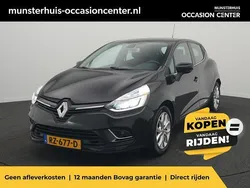 Zwart metallic Gebruikt 2018 Renault Clio IV Intens Hatchback | € 11.250 (Eerlijke prijs)