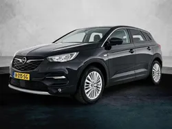 Zwart Gebruikt 2020 Opel Grandland X Innovation SUV | € 21.920 (Eerlijke prijs)