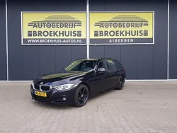 Zwart Gebruikt 2017 BMW 320 Executive Stationwagen | € 12.850 (Super prijs)
