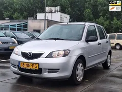 Grijs Gebruikt 2004 Mazda 2 Exclusive MPV | € 1.850 (Eerlijke prijs)