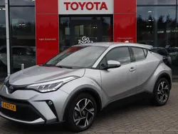 Grijs Gebruikt 2023 Toyota C-HR SUV | € 26.740 (Eerlijke prijs)