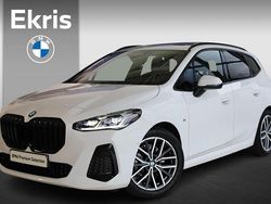 Wit Gebruikt 2024 BMW 220 M Sport Stationwagen | € 39.900 (Eerlijke prijs)