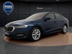 Blauw Gebruikt 2022 Skoda Octavia Business Line Hatchback | € 23.850 (Goede deal)