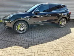 Zwart Gebruikt 2015 Porsche Cayenne SUV | € 38.995 (Eerlijke prijs)