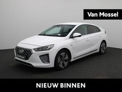 Wit Gebruikt 2020 Hyundai Ioniq Comfort Hatchback | € 17.900 (Eerlijke prijs)