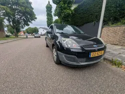 Zwart Gebruikt 2007 Ford Fiesta Cool & Sound Edition Hatchback | € 1.650 (Eerlijke prijs)