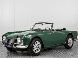 Groen Gebruikt 1966 Triumph TR4 Cabriolet | € 22.900