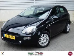 Zwart Gebruikt 2016 Fiat Punto Lounge Hatchback | € 7.940 (Eerlijke prijs)
