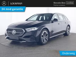 Zwart Gebruikt 2024 Mercedes E300 Stationwagen | € 52.750 (Goede deal)