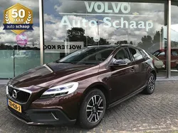 Bruin Gebruikt 2018 Volvo V40 CC Stationwagen | € 20.500 (Eerlijke prijs)