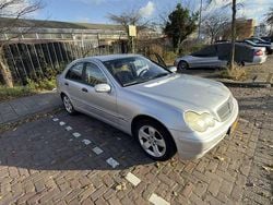Gebruikt 2004 Mercedes C180 Classic Sedan | € 2.800 (Eerlijke prijs)
