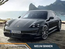 Zwart Gebruikt 2023 Porsche Taycan Cross Turismo Sedan | € 107.750