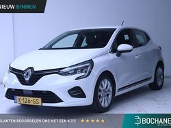 Blanc glacier (369) Gebruikt 2020 Renault Clio V Intens Hatchback | € 11.800 (Eerlijke prijs)