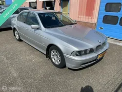 Grijs, metallic lak Gebruikt 2002 BMW 525 Sedan | € 2.999 (Eerlijke prijs)