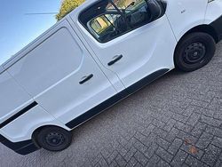 Gebruikt 2015 Renault Trafic MPV | € 8.750