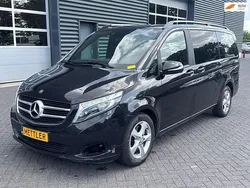 Zwart Gebruikt 2014 Mercedes V220 MPV | € 18.950 (Eerlijke prijs)