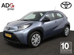 Grijs Gebruikt 2024 Toyota Aygo Play Hatchback | € 17.950 (Eerlijke prijs)