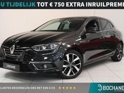 Zwart Gebruikt 2019 Renault Mégane IV Bose Edition Hatchback | € 18.035 (Eerlijke prijs)