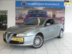 Grijs Gebruikt 2006 Alfa Romeo GT Distinctive Coupé | € 2.399 (Eerlijke prijs)
