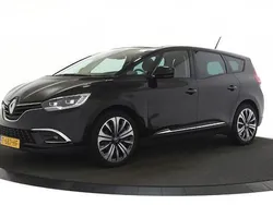 Zwart, metallic lak Gebruikt 2023 Renault Grand Scénic IV Equilibre MPV | € 28.400 (Eerlijke prijs)