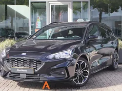 Zwart Gebruikt 2020 Ford Focus ST-Line Stationwagen | € 15.895 (Eerlijke prijs)