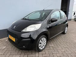 Zwart Gebruikt 2013 Peugeot 107 Access Hatchback | € 3.450 (Eerlijke prijs)