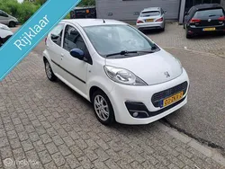 Wit Gebruikt 2012 Peugeot 107 Active Hatchback | € 4.750 (Eerlijke prijs)