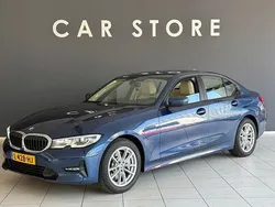 Blauw Gebruikt 2021 BMW 330 Sport Line Sedan | € 26.500 (Super prijs)