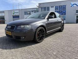 Grijs Gebruikt 2003 Audi A3 Ambition Hatchback | € 2.250 (Iets duurder)