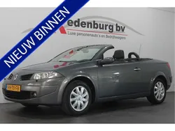 Grijs, metallic lak Gebruikt 2007 Renault Mégane Cabriolet Cabriolet | € 3.945 (Eerlijke prijs)