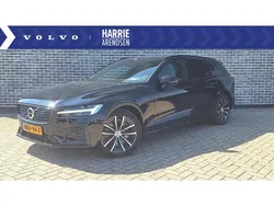 Zwart Gebruikt 2022 Volvo V60 R-Design Stationwagen | € 40.899 (Iets duurder)