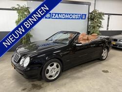 Zwart Gebruikt 2001 Mercedes 200 Elegance Cabriolet | € 9.995 (Iets duurder)