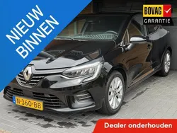 Zwart Gebruikt 2021 Renault Clio V Intens Hatchback | € 14.450 (Eerlijke prijs)