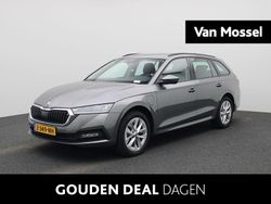 Grijs Gebruikt 2024 Skoda Octavia Business Line Stationwagen | € 32.900 (Iets duurder)