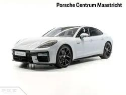 Nieuw 2024 Porsche Panamera 4 Sedan | € 181.749 (Super prijs)